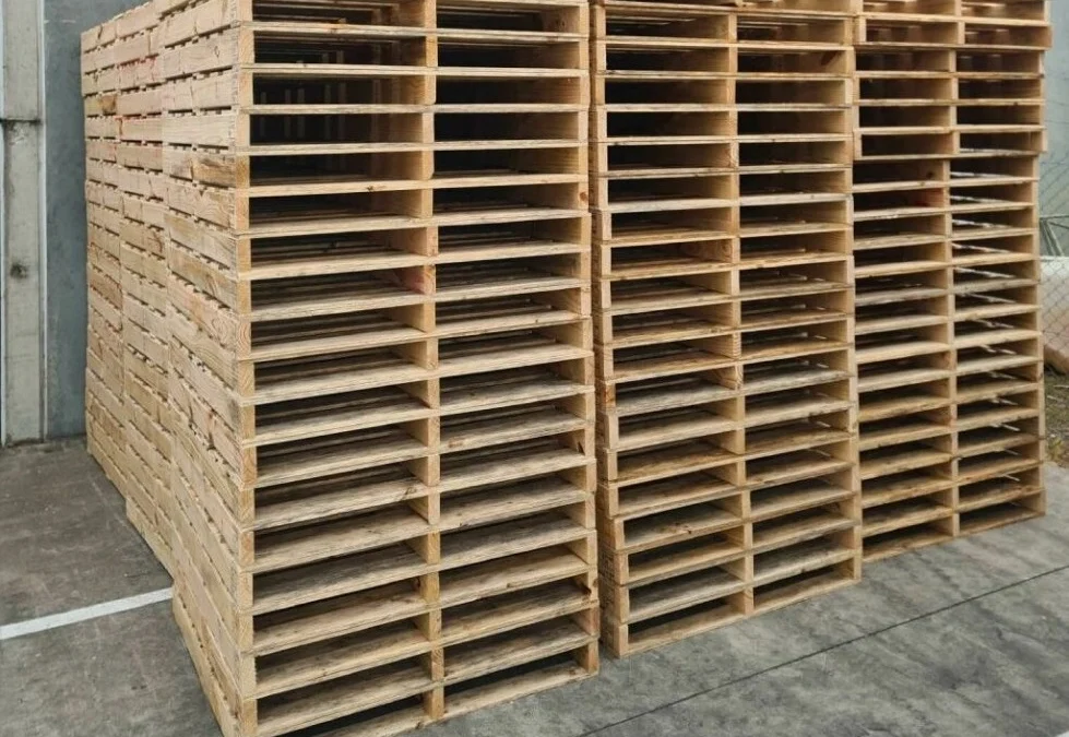 Hidden Fees in Pallet Hire: What Your Business Might Be Overpaying